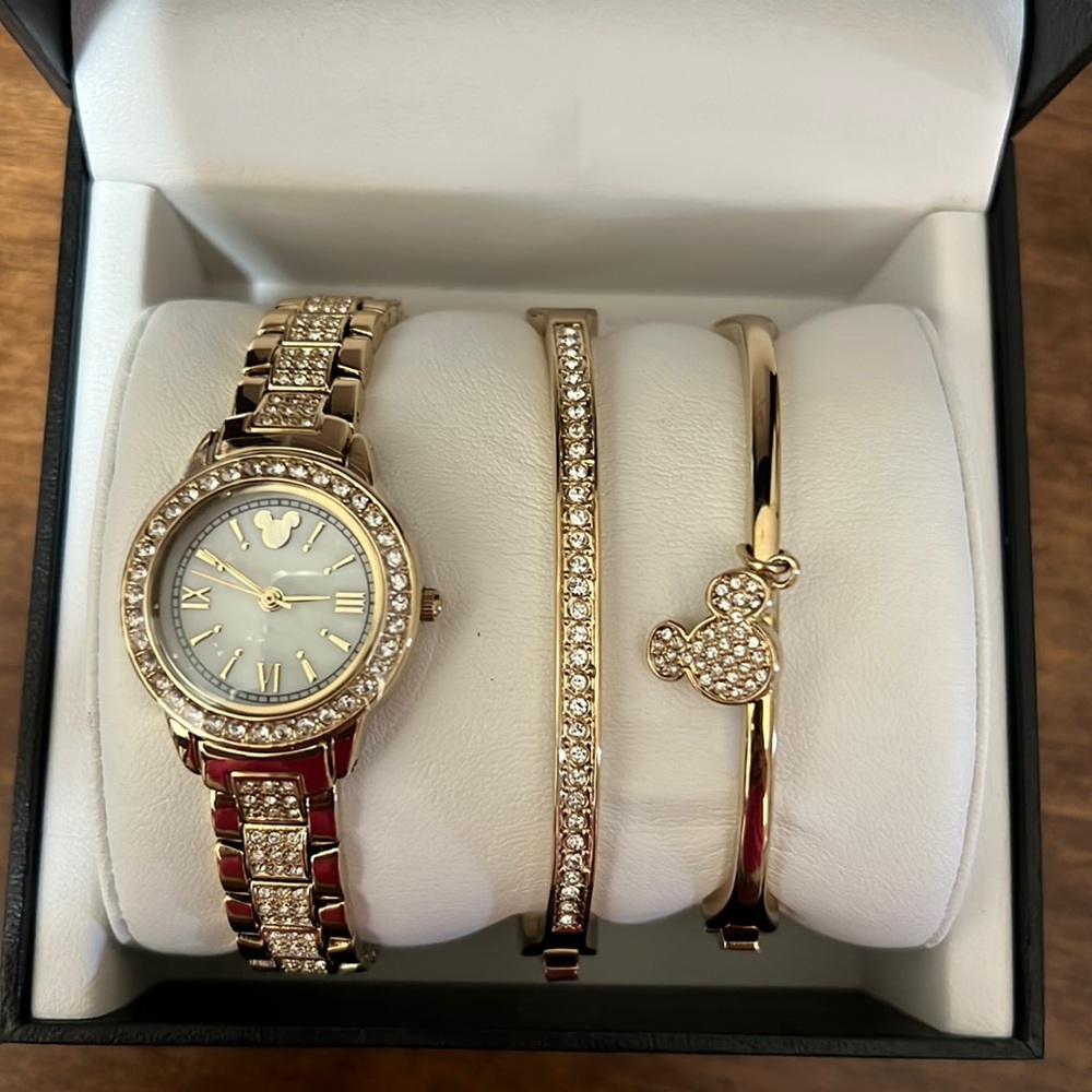Brand New Disney Parks Collection 3 Piece Watch Set